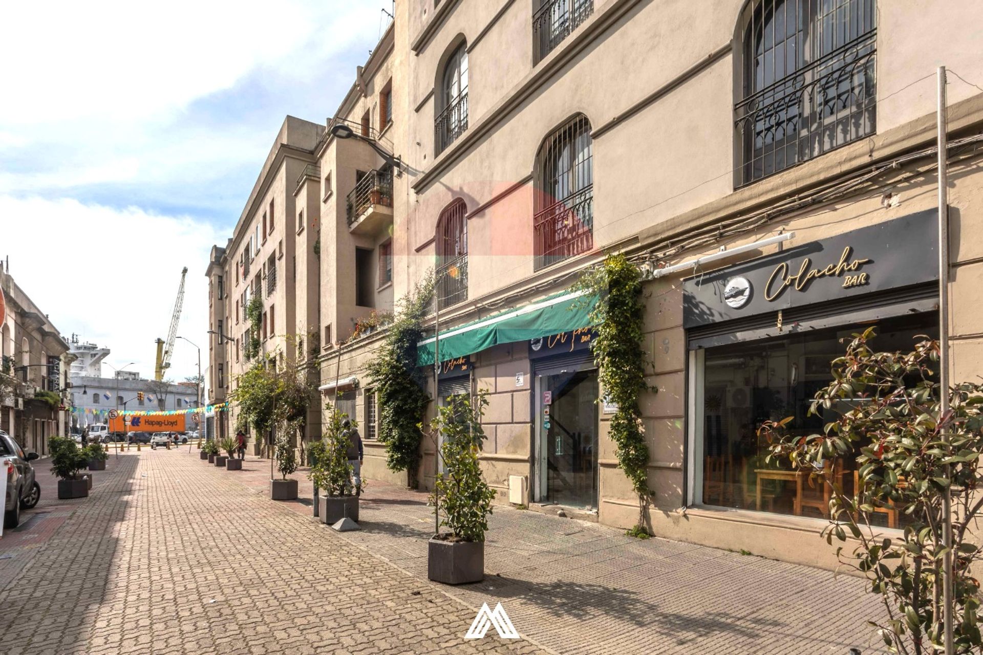 VENTA LOCAL COMERCIAL FRENTE MERCADO DEL PUERTO - 17