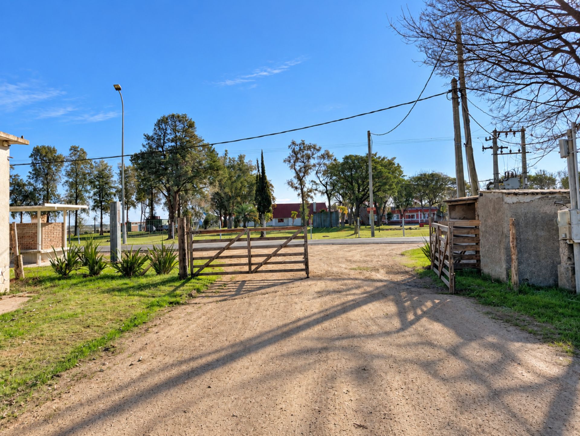 Alquiler Galpón/Depósito de 590m² en La Montañesa - 12