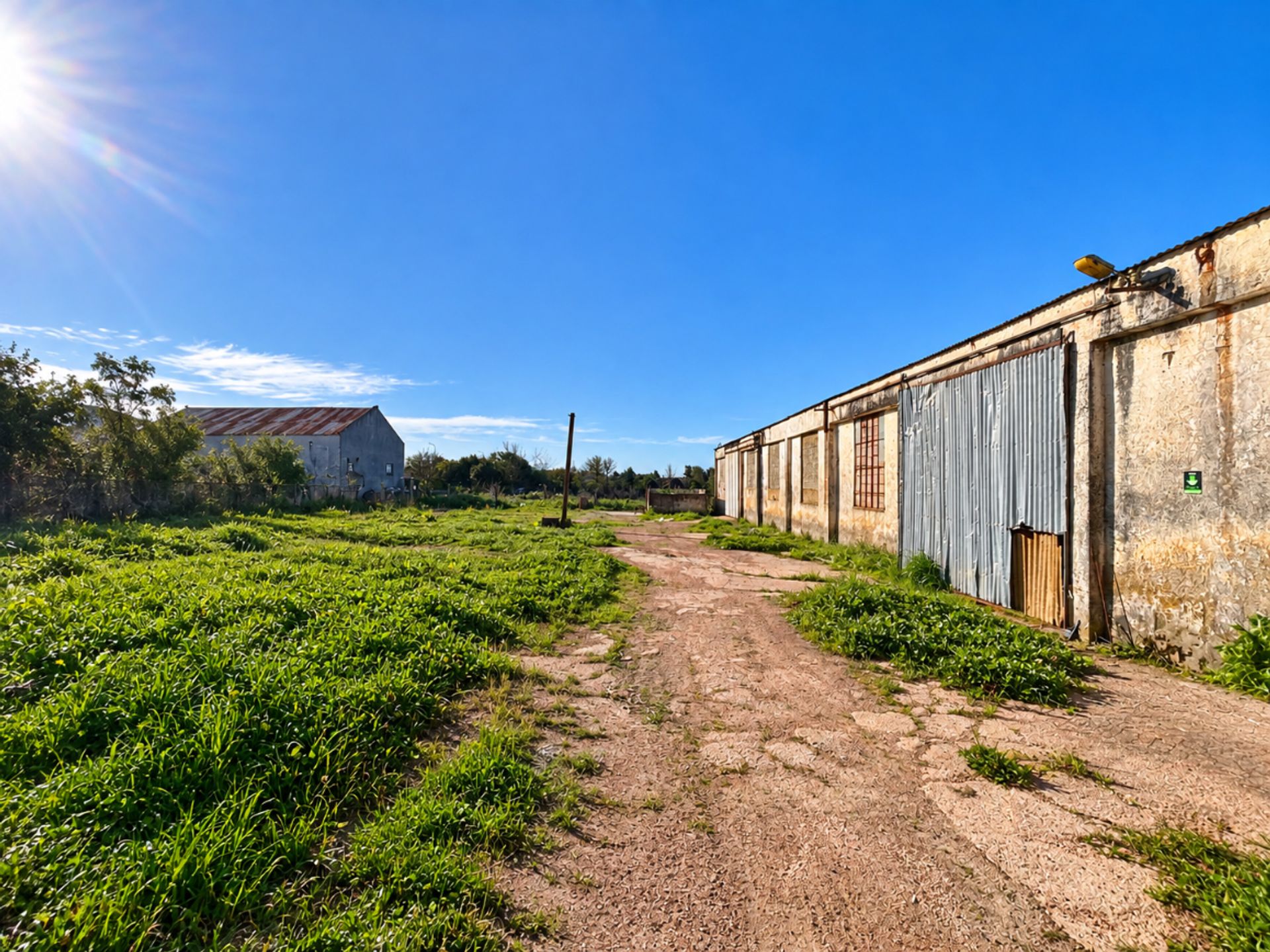 Alquiler Galpón/Depósito de 590m² en La Montañesa - 8