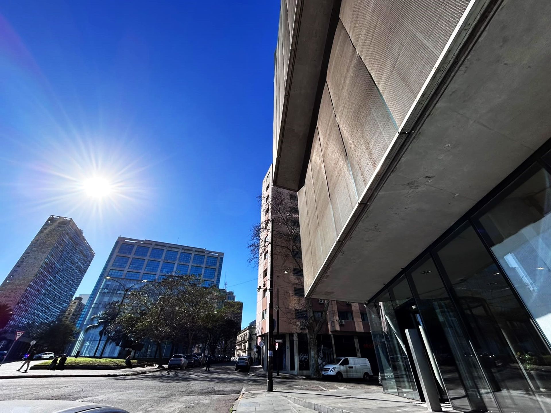 Venta oficina en la Rambla Sur - 1